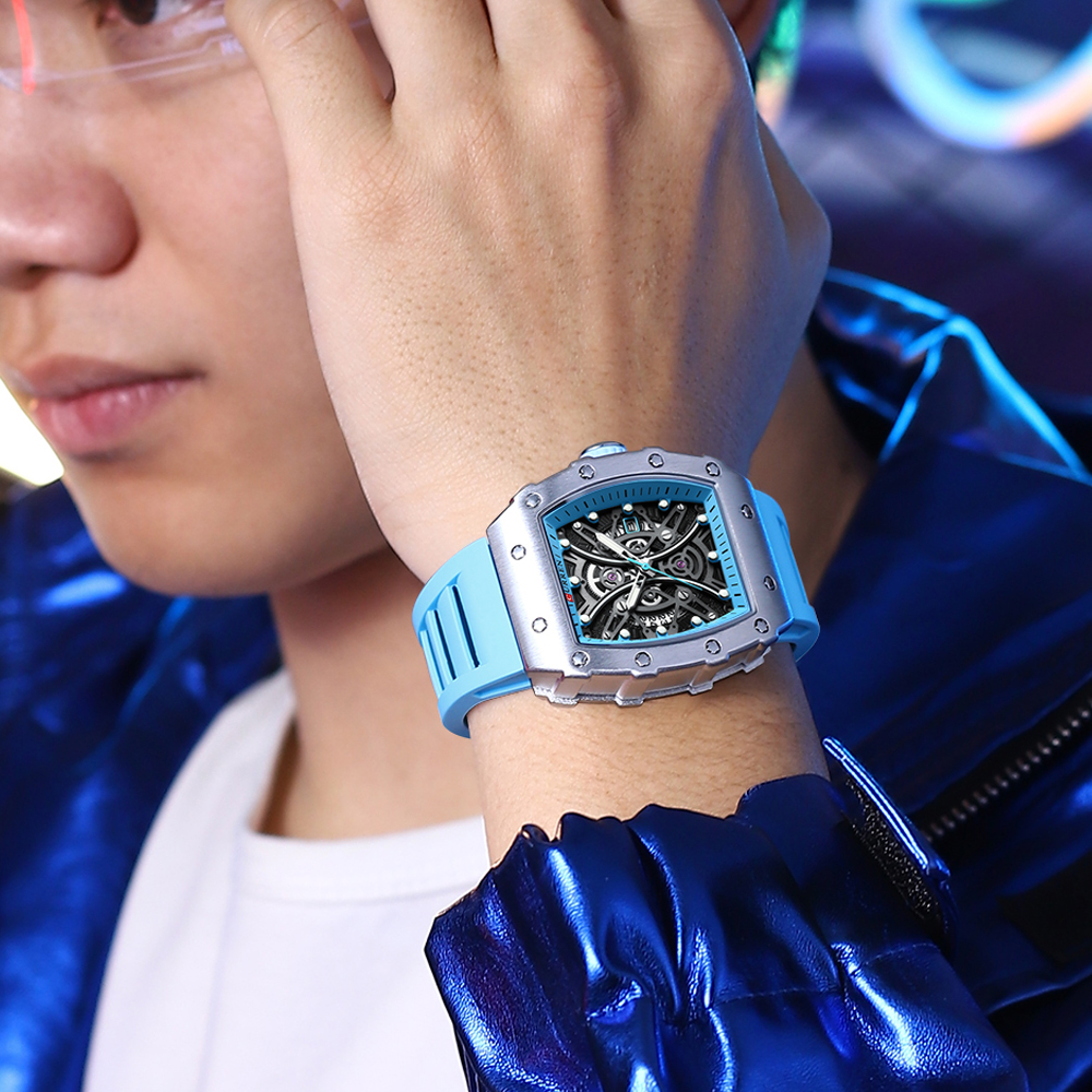 CURREN Men 3D Watch Top Brand  - Smartwatch Guess recensione e prezzo