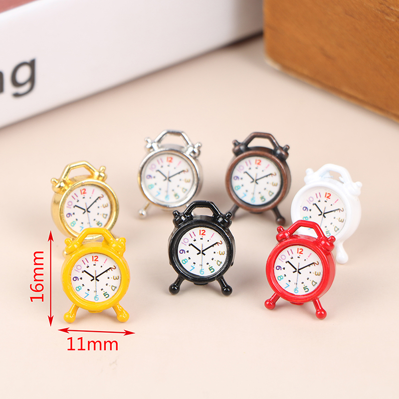 1PC 1:12 Scale Alarm Clock Dol - Accessories With Watch recensione e prezzo