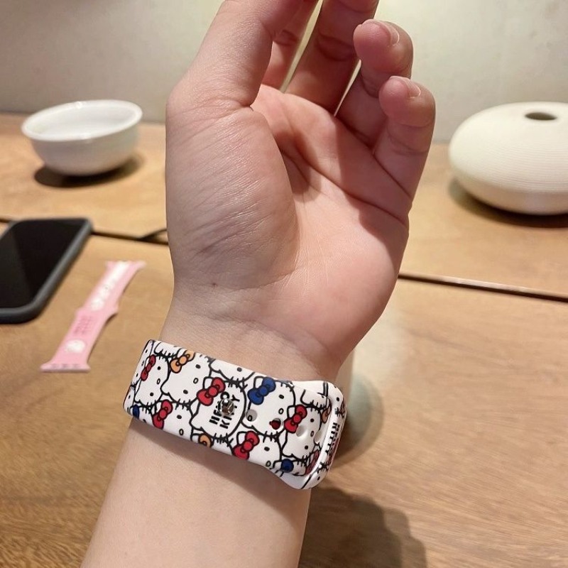 Anime Sanrio Cute Hello Kitty  - Silicone Band Replacement recensione e prezzo