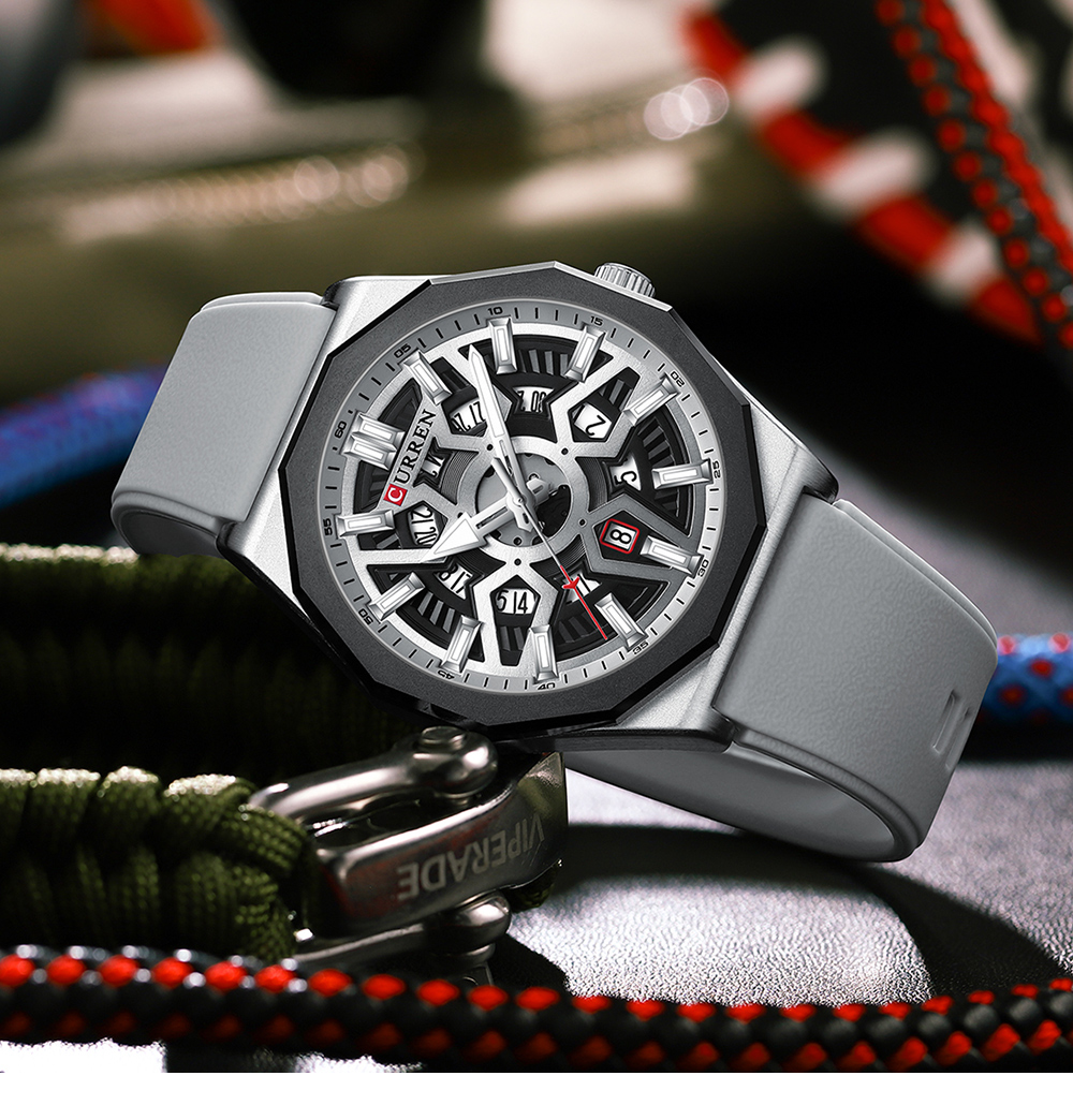 CURREN Fashion Design Wristwat - Smartwatch Guess recensione e prezzo